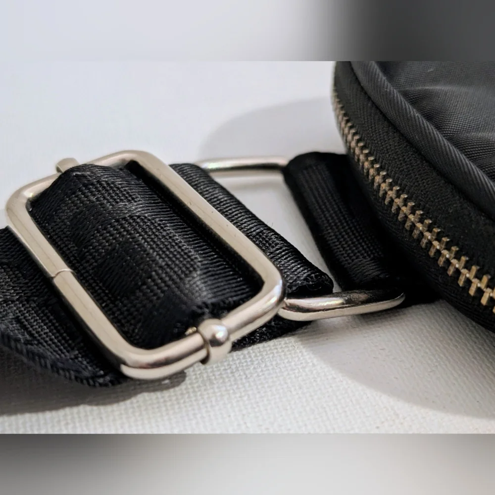 SOLD---Steve Madden Black Crossbody Bag - Picture 4 of 7